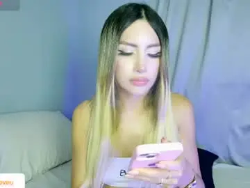 Chaturbate Live Sex Cam of ale_love_