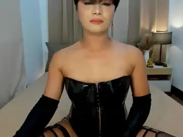 Chaturbate Best live sex cam show of tsbigcock_