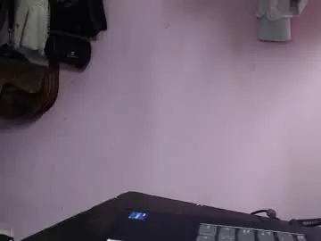 Chaturbate Live Sex Cam of tianiiss_sweet