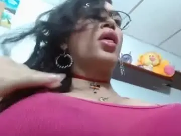 Chaturbate Adult Video Chat of angelicabigtits