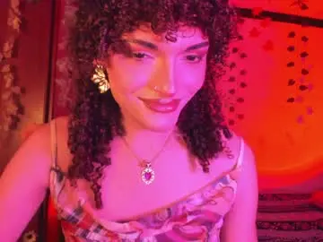 Chaturbate Watch Live Sex Cams of lucianromeo17