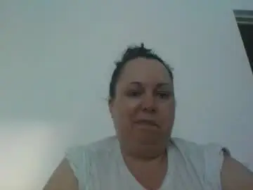 Chaturbate Live Sex Cam of carlaruth