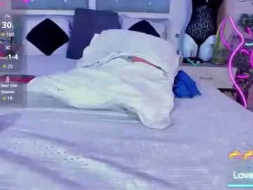 Chaturbate Free Porn Cam of cristhy_huge_cockts