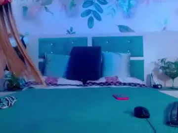 Chaturbate Adult Video Chat of cristhy_huge_cockts