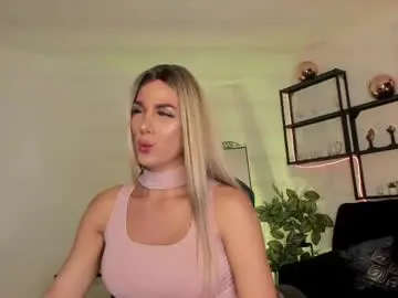 Chaturbate Adult Video Chat of martiina_rose