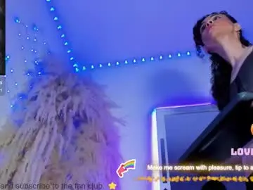 Chaturbate Watch Live Sex Cams of arthemisa_hot
