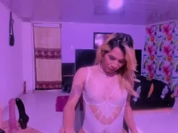 Chaturbate Best live sex cam show of greichellsecret__