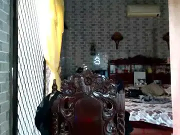 Chaturbate Live Sex Cam of aymkyline