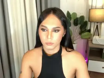 Chaturbate Live Sex Cam of caprize_diva