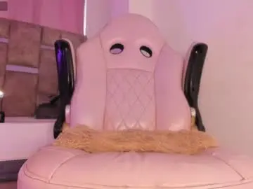 Chaturbate Live Sex of mia_royal