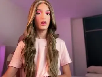 Chaturbate Adult Video Chat of sophiecornett