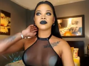 Chaturbate Watch Live Sex Cams of urmajestytyra