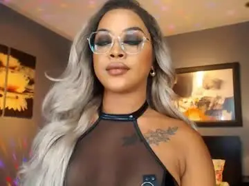 Chaturbate Live Sex of urmajestytyra