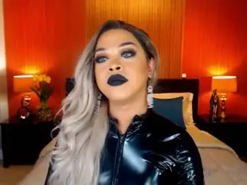 Chaturbate Watch Live Sex Cams of urmajestytyra