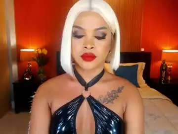 Chaturbate Free Porn Cam of urmajestytyra
