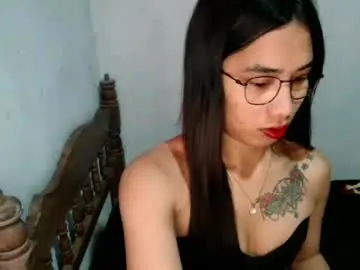 Chaturbate Live Sex Cam of lovelymae18