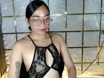 Chaturbate Live Sex Cam of trixie_foxslut