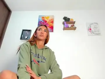 Chaturbate Adult Video Chat of nikol_rang1