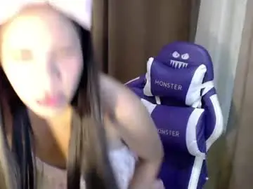Chaturbate Live Sex Cam of xonaughtydoll
