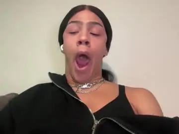 Chaturbate Free Porn Cam of tsj777