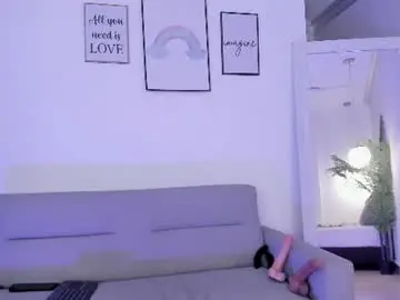Chaturbate Sex Chat of adelavazini