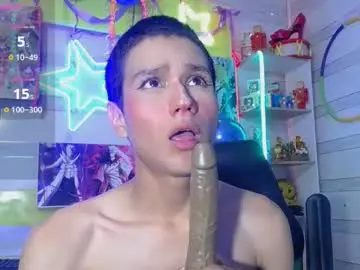 Chaturbate Live Sex Cam of andy_staar18