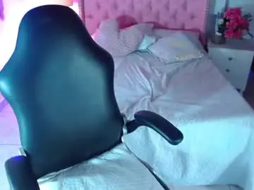 Chaturbate Live Porn of alara_violeta
