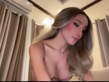 Chaturbate Live Porn of yourlovingpearlita1000