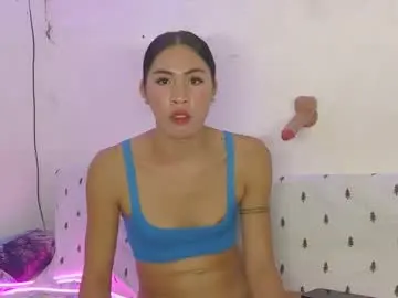 Chaturbate Live Sex Cam of furbby_foxy