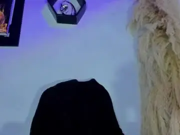 Chaturbate Sex Cam of aleja_rogers996