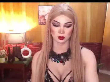 Chaturbate Live Sex Cam of majestic_ladyboy