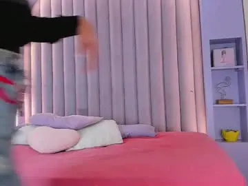 Chaturbate Free Live Porn of lauraagomezz__