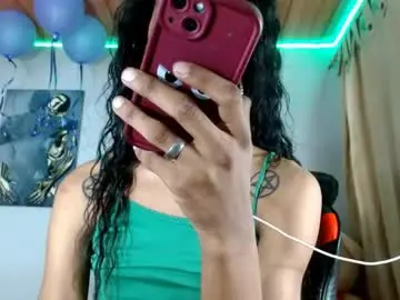 Chaturbate Best live sex cam show of maidi_hot