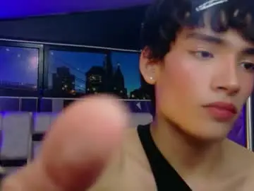 Chaturbate Live Sex Cam of isaacnova