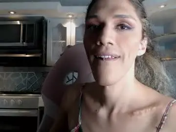 Chaturbate Best live sex cam show of crisozzz