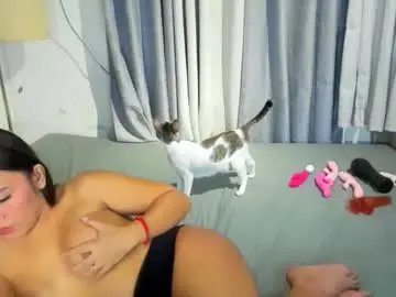 Chaturbate Live Sex Cam of taste_ofyour_dreams