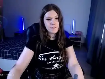 Chaturbate Sex Cam of micheledoll
