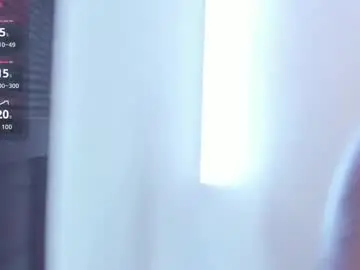 Chaturbate Live Sex Cam of khloebleir