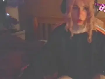 Chaturbate Live Porn of notyourfemboi