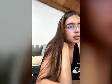 Chaturbate Watch Live Sex Cams of sarasaenz999