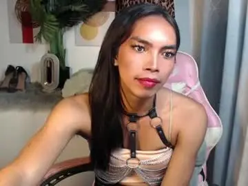 Chaturbate Live Sex Cam of exotic_blacklixexx69