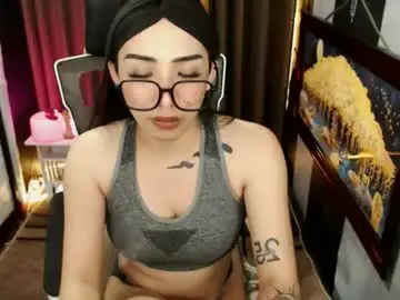 Chaturbate Live Sex Cam of yassiered