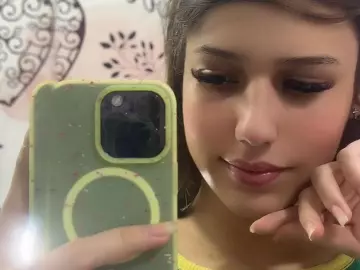 Cherry Free Porn Cam of valeriaaguilar