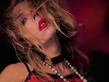 Imlive Live Sex Cam of SabrinaBukowski