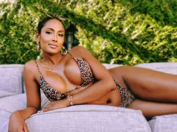 Livejasmin Nude Webcam of ShaniaDina