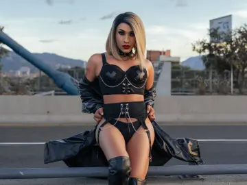 Livejasmin Live Sex Cam of LucianaZacharia