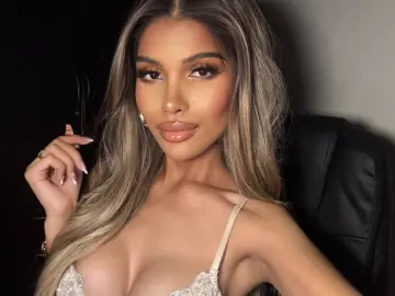 Livejasmin Watch Live Sex Cams of ShantalMolly