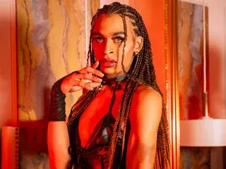 Streamate Private Sex Chat of RosaliaMonteiro