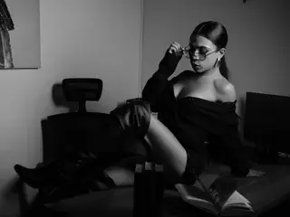 Streamate Free Porn Cam of AmbberOwens