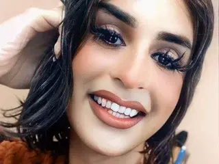 Streamate Private Sex Chat of AlmaNegra32